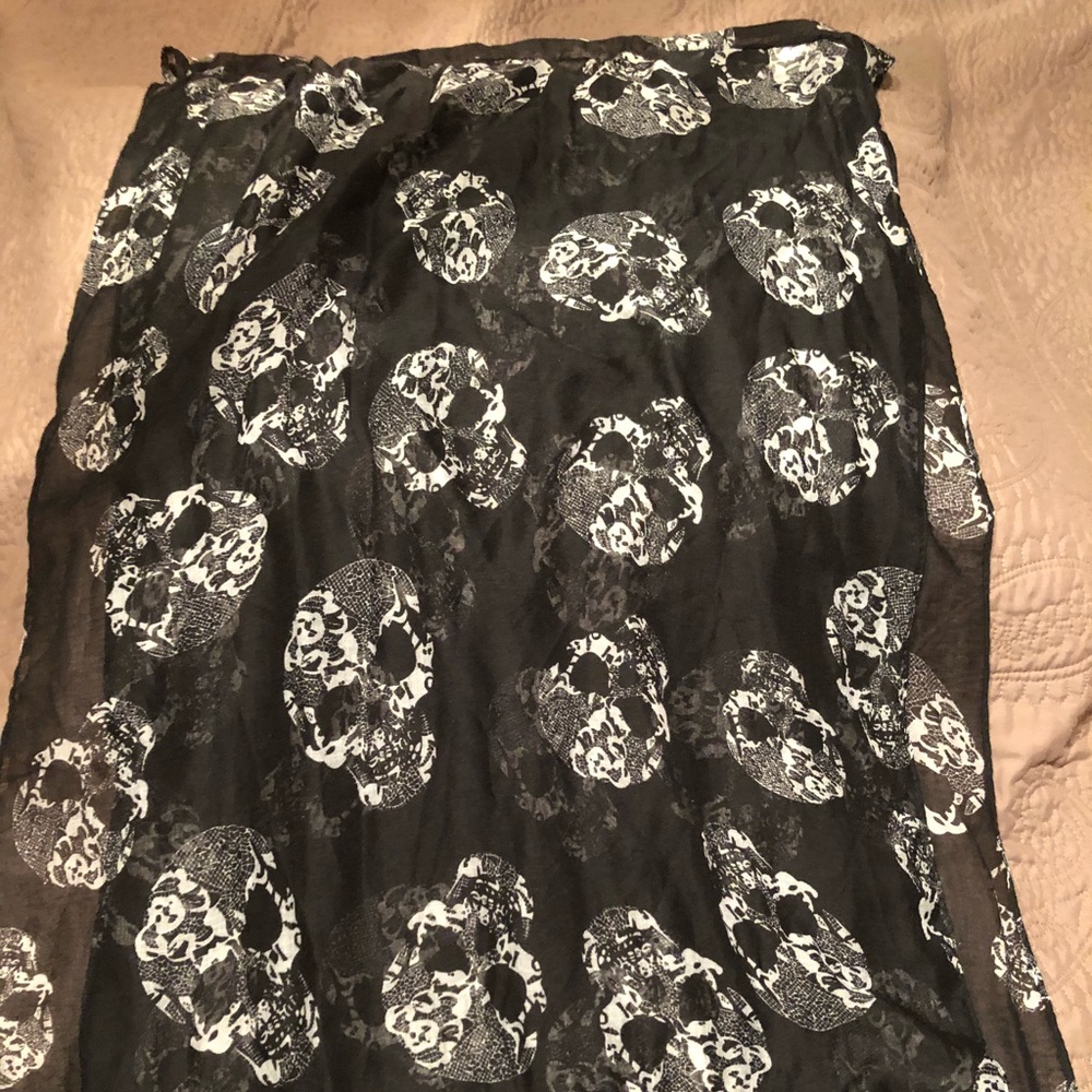 Black and white skull scarf